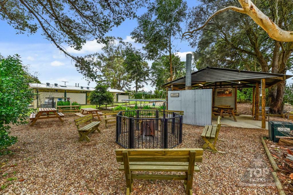 Millicent Hillview Caravan Park Buitenkant foto